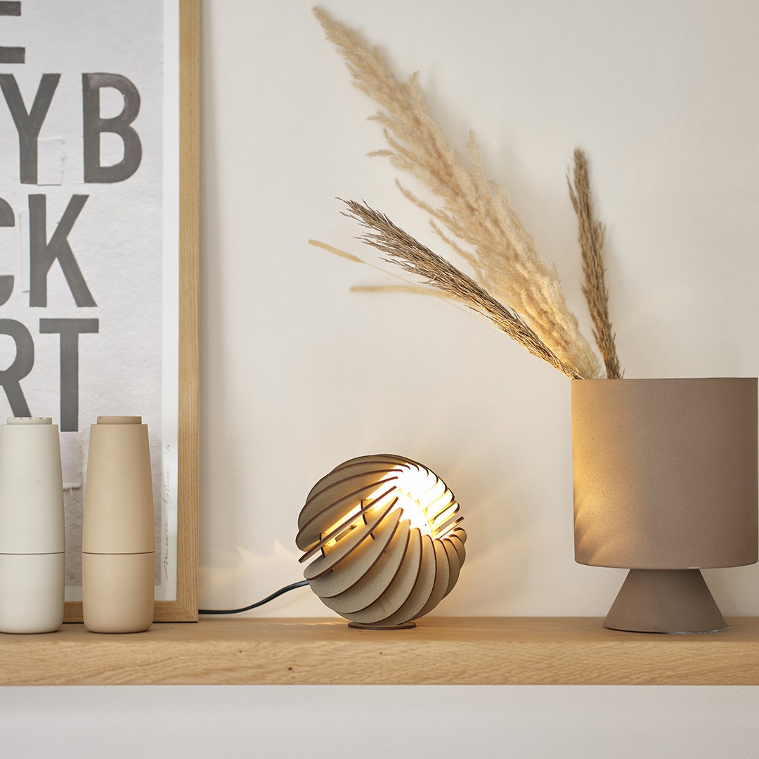 Lampe boule à poser