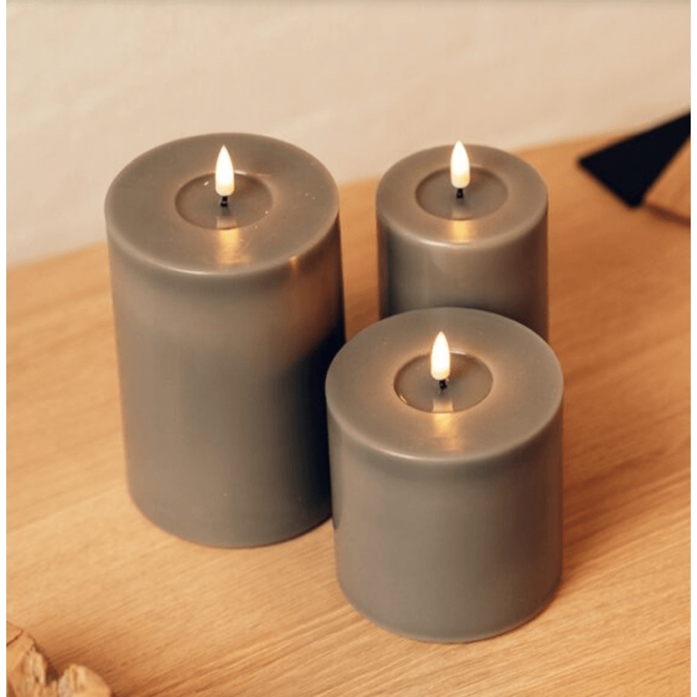 3 bougies grises